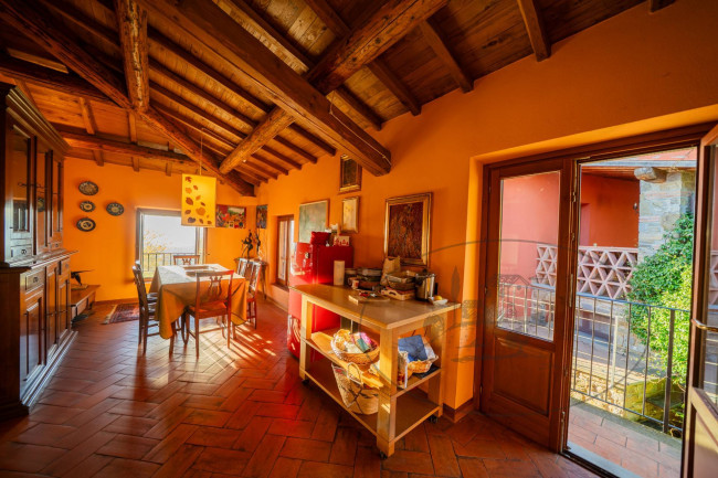 Casa colonica in vendita a Castelfranco Piandiscò