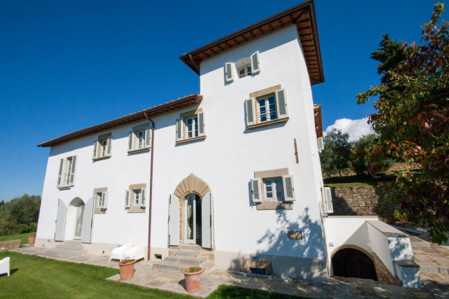 Casa colonica in vendita a Castelfranco Piandiscò