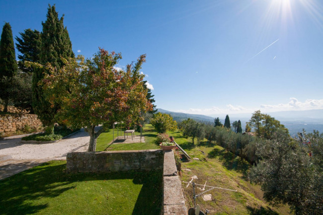 Casa colonica in vendita a Castelfranco Piandiscò
