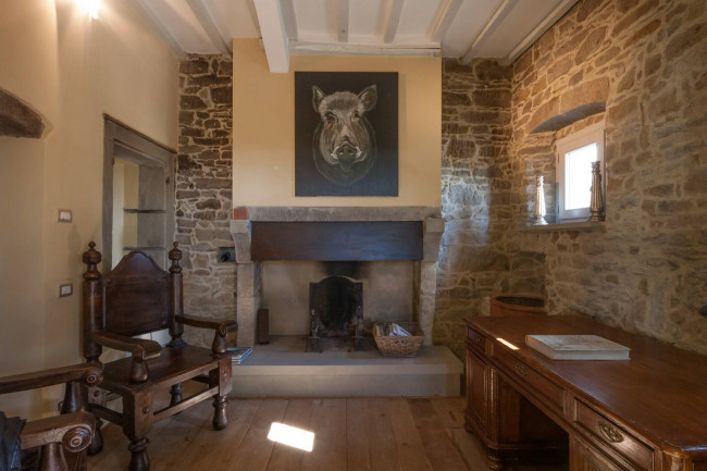 Casa colonica in vendita a Castelfranco Piandiscò