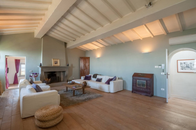 Casa colonica in vendita a Castelfranco Piandiscò