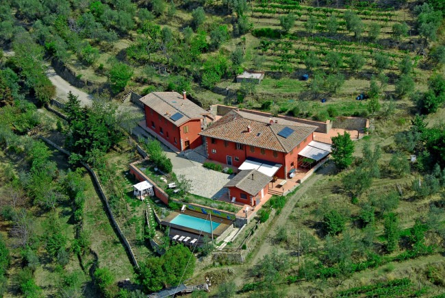 Casa colonica in vendita a Castelfranco Piandiscò