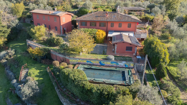 Casa colonica in vendita a Castelfranco Piandiscò