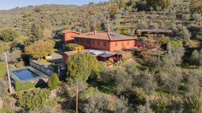 Casa colonica in vendita a Castelfranco Piandiscò