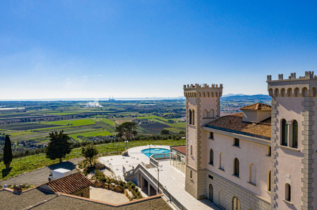 Castello in vendita a Campiglia Marittima
