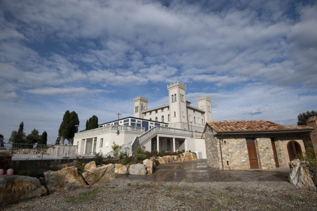Castello in vendita a Campiglia Marittima
