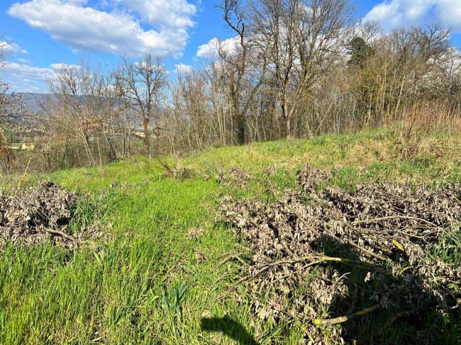 Terreno edificabile in vendita a Reggello