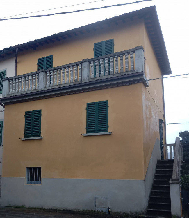 Stabile/Palazzo in vendita a Cavriglia