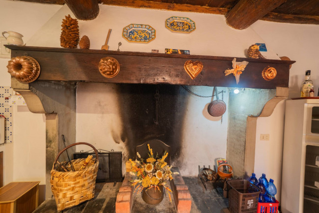 Casa semi indipendente in vendita a Reggello