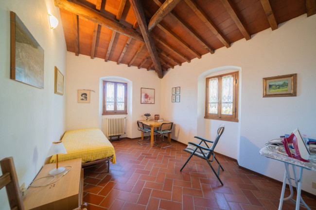 Casa semi indipendente in vendita a Reggello