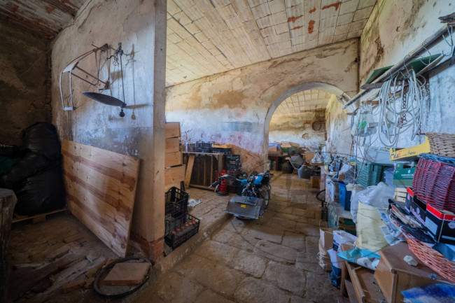 Casa colonica in vendita a Reggello