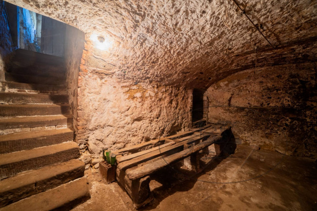 Casa colonica in vendita a Reggello