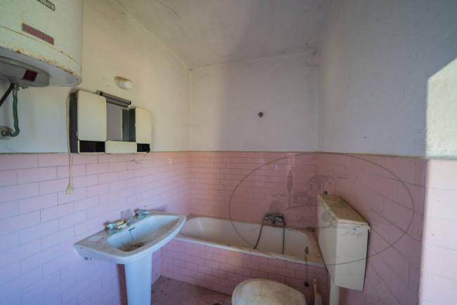 Casa colonica in vendita a Reggello