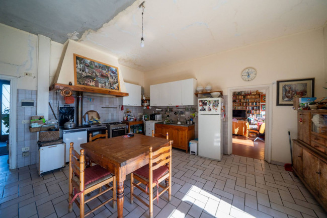 Rustico in vendita a Figline e Incisa Valdarno