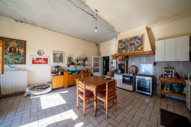 Rustico in vendita a Figline e Incisa Valdarno