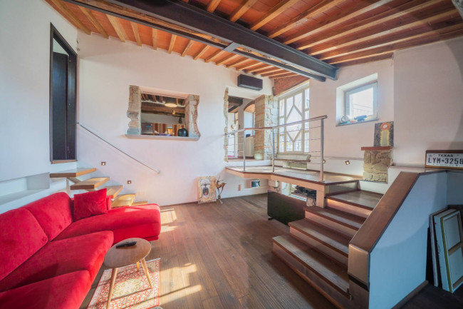 Appartamento in vendita a Reggello