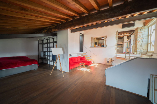 Appartamento in vendita a Reggello