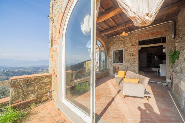 Appartamento in vendita a Reggello