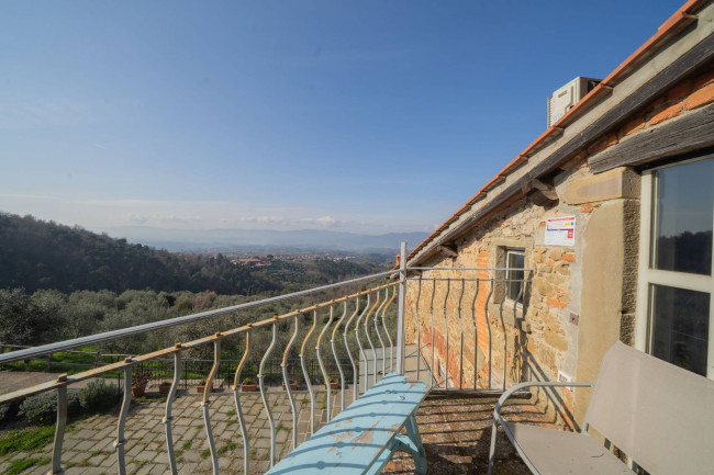 Appartamento in vendita a Reggello