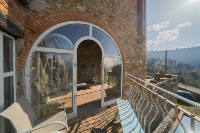 Appartamento in vendita a Reggello