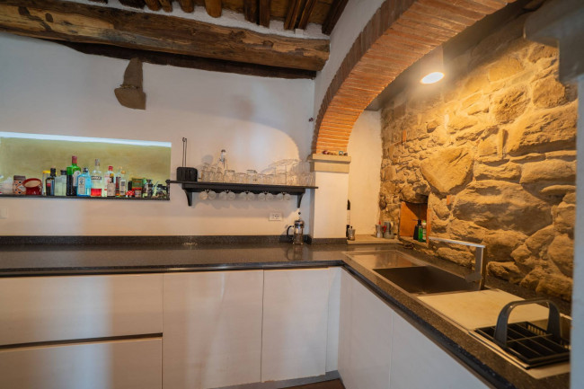 Appartamento in vendita a Reggello