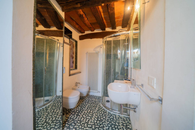 Appartamento in vendita a Reggello