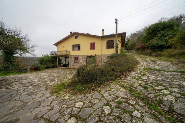 Casa singola in vendita a Cavriglia