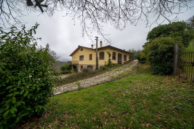 Casa singola in vendita a Cavriglia