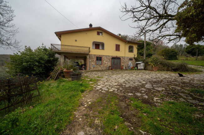 Casa singola in vendita a Cavriglia
