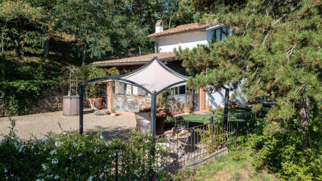 Casa singola in vendita a Montevarchi