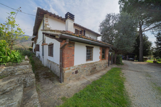 Rustico in vendita a Castelfranco Piandiscò