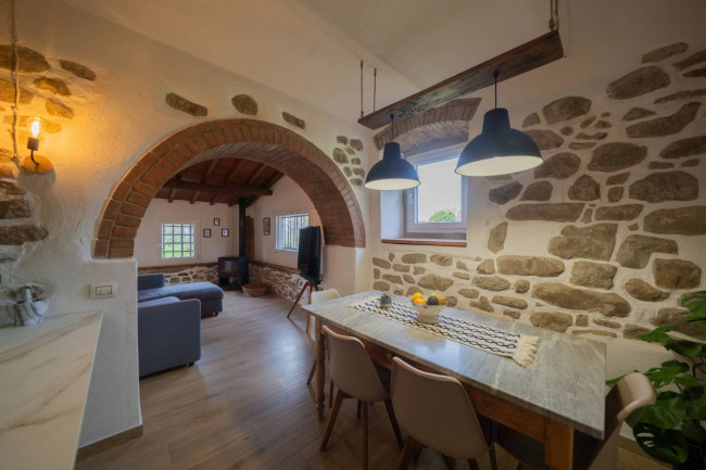 Rustico in vendita a Castelfranco Piandiscò