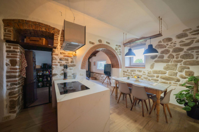 Rustico in vendita a Castelfranco Piandiscò