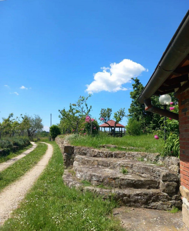 Rustico in vendita a Castelfranco Piandiscò