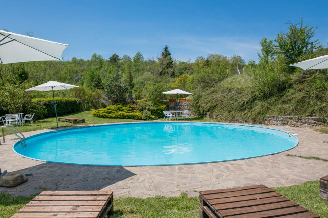 Cascina/Casale/Masseria in vendita a Castelfranco Piandiscò