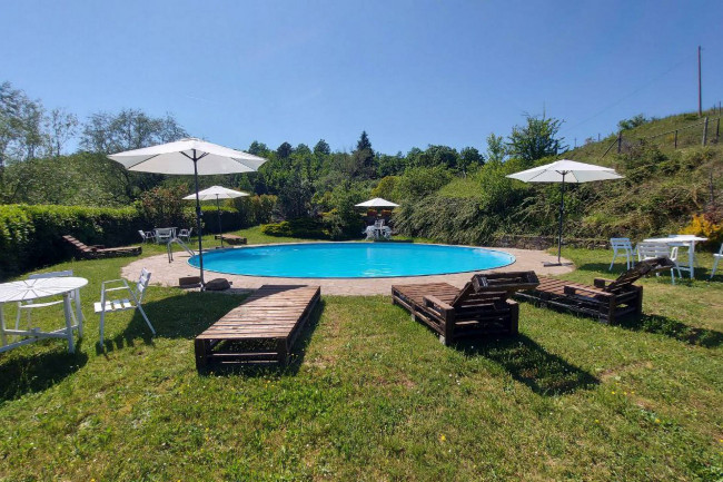 Cascina/Casale/Masseria in vendita a Castelfranco Piandiscò