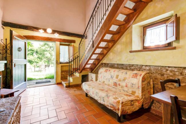 Cascina/Casale/Masseria in vendita a Castelfranco Piandiscò