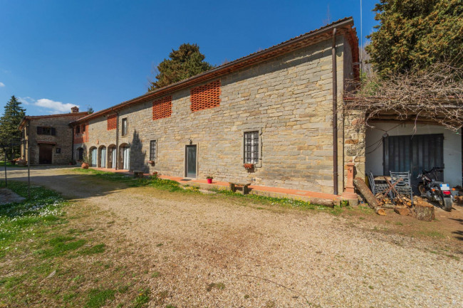 Cascina/Casale/Masseria in vendita a Castelfranco Piandiscò