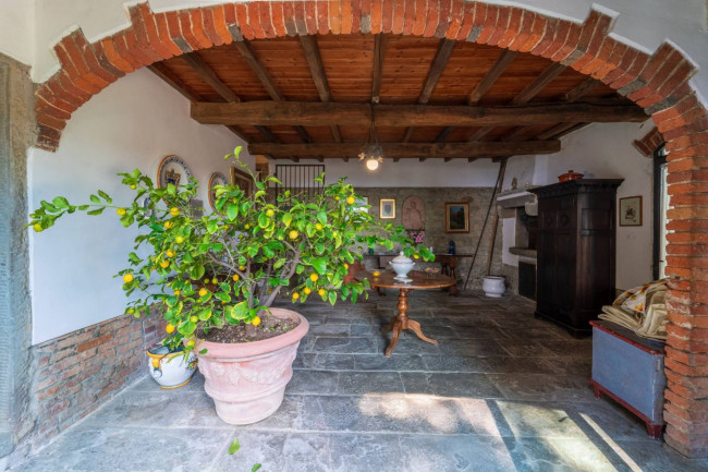 Cascina/Casale/Masseria in vendita a Castelfranco Piandiscò