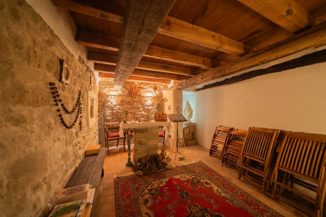 Casa colonica in vendita a Reggello