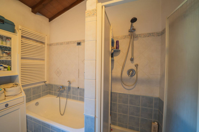 Casa colonica in vendita a Reggello