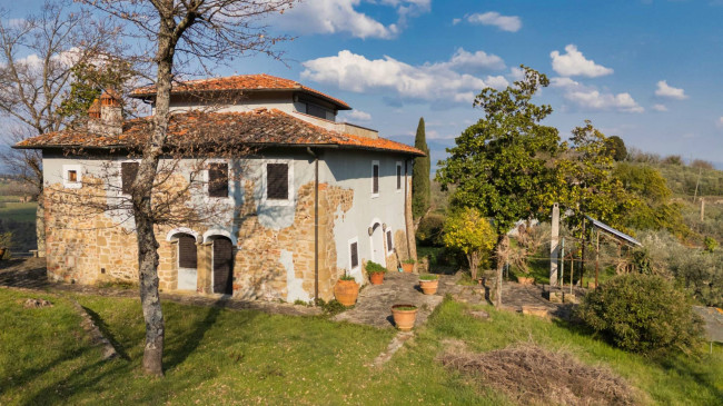 Casa colonica in vendita a Figline e Incisa Valdarno