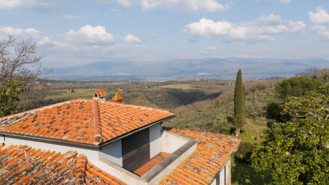 Casa colonica in vendita a Figline e Incisa Valdarno