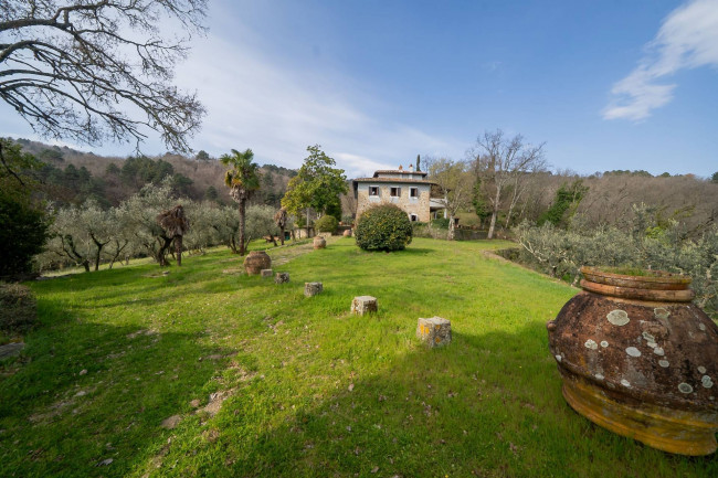 Casa colonica in vendita a Figline e Incisa Valdarno