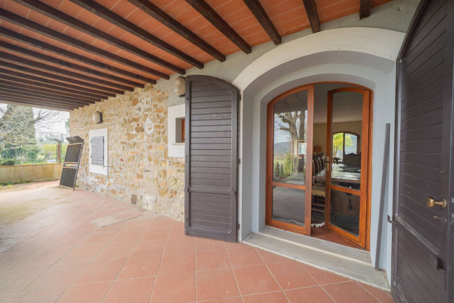 Casa colonica in vendita a Figline e Incisa Valdarno