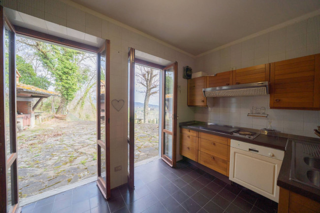 Casa colonica in vendita a Figline e Incisa Valdarno