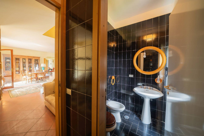 Casa colonica in vendita a Figline e Incisa Valdarno