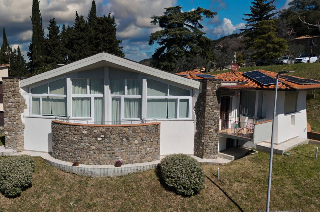 Villa in vendita a Reggello