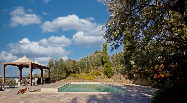 Casa colonica in vendita a Reggello