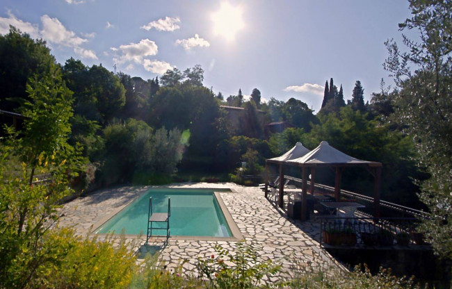 Casa colonica in vendita a Reggello
